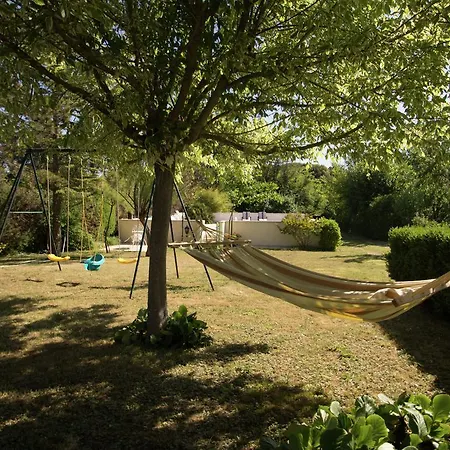 Сasa de vacaciones Maison De Vacances - Rousson *